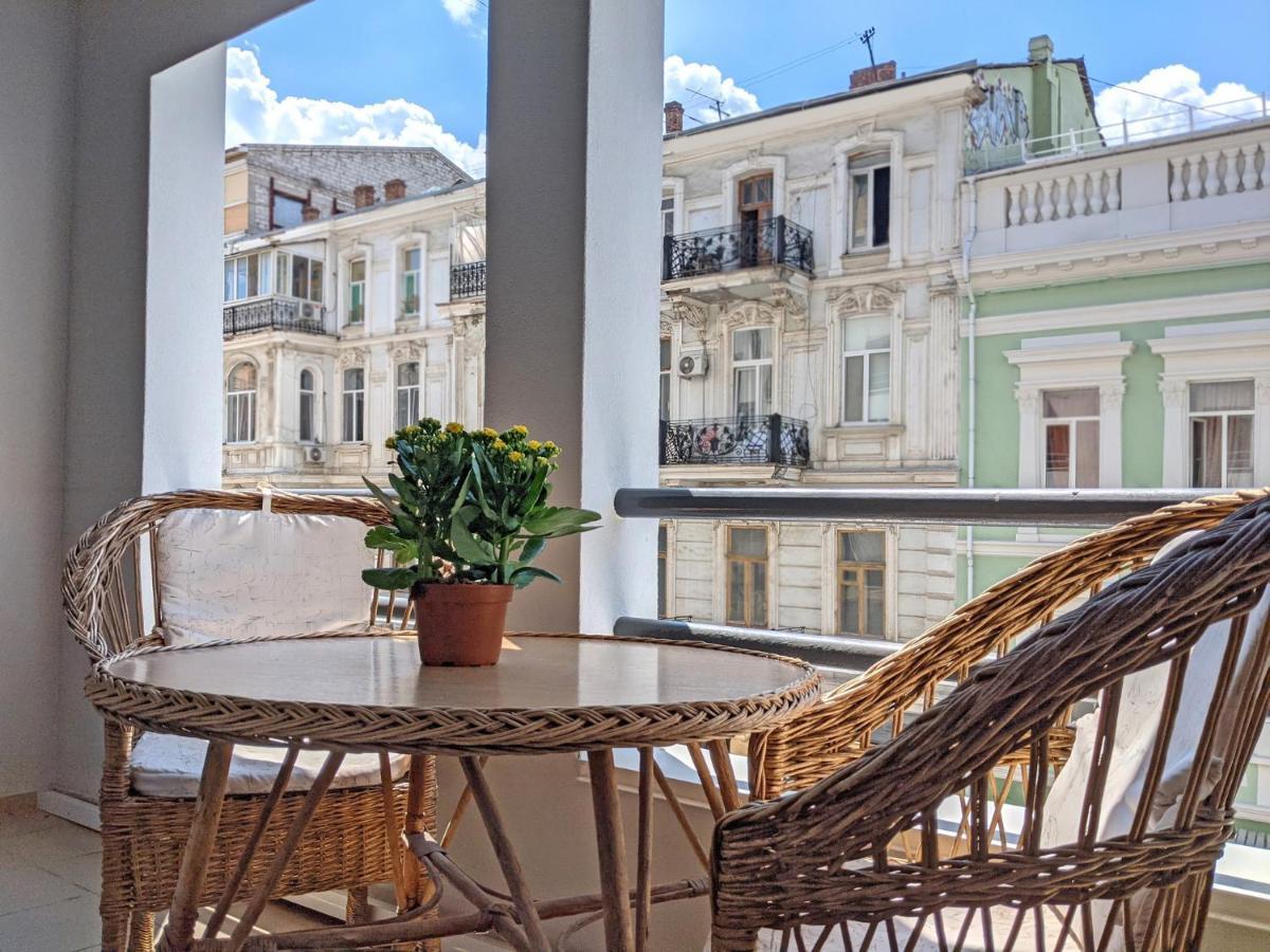 Paradis Odessa Apartments Bagian luar foto