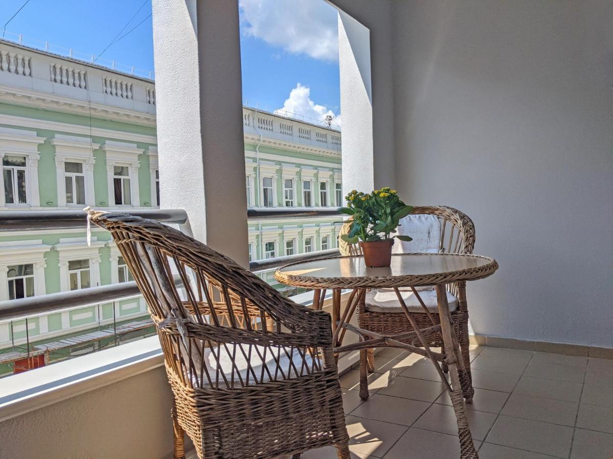 Paradis Odessa Apartments Bagian luar foto
