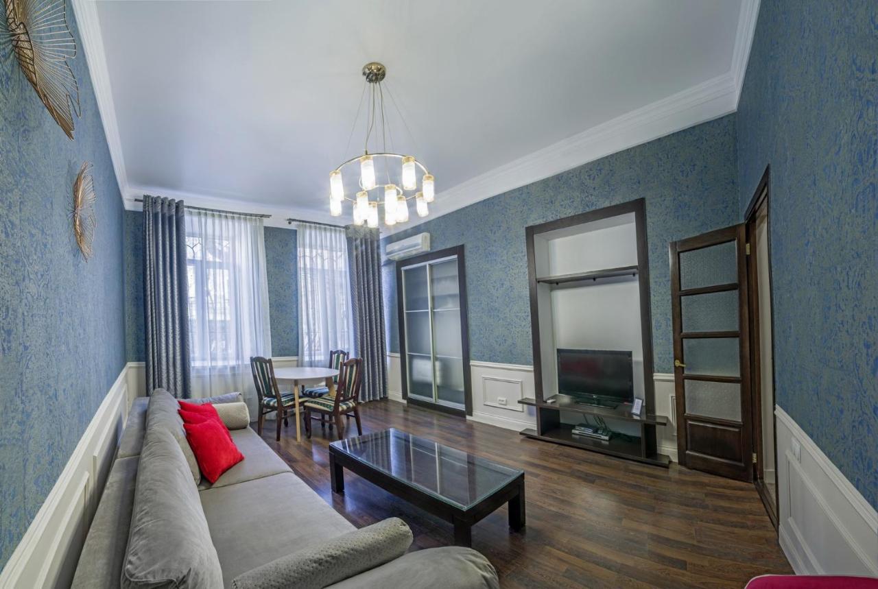 Paradis Odessa Apartments Bagian luar foto